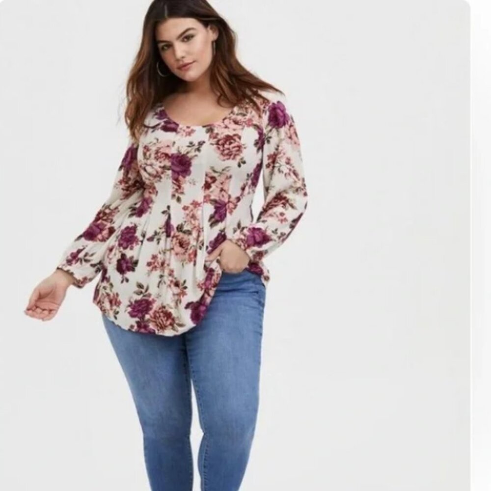 Torrid Crinkle Gauze Scoop Neck Blouse  Size 1 (1X)